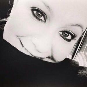 Meet your Posher, Becky